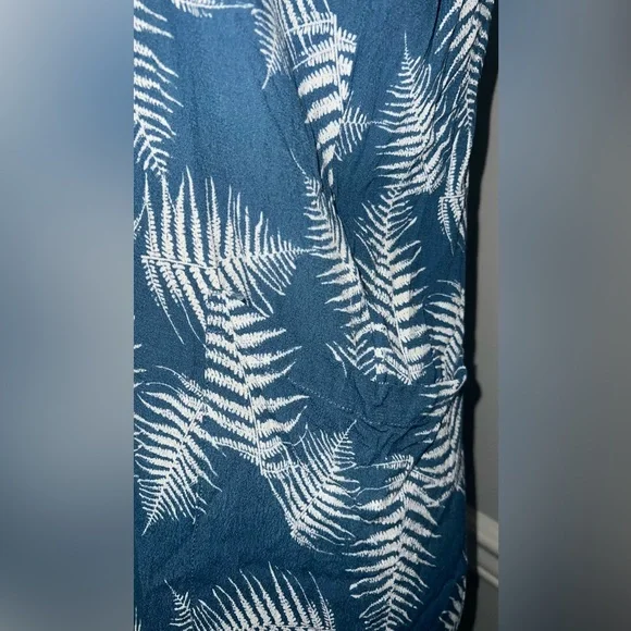 AVA SKY Blue Short Sleeved Jumpsuits/Romper Women - Size SMALL - Picture 4 of 9